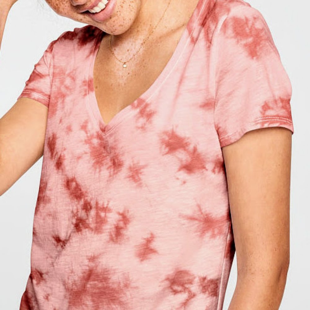 Victoria Secret Pink V Neck Tee,